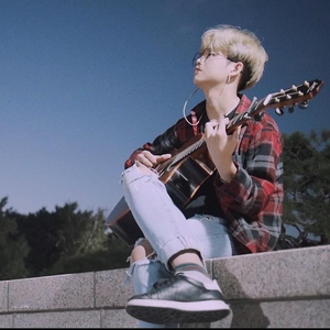 欧美老妇与小伙21P
